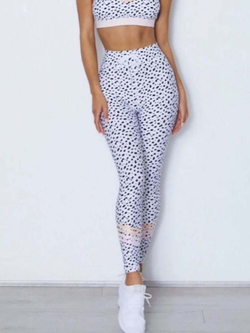 Sarah’s Day x White Fox Leggings